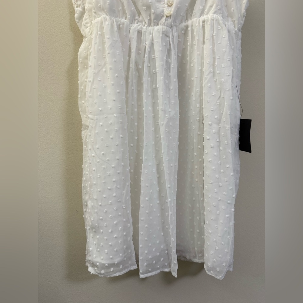 NWT Lulu’s Swiss Dot Babydoll Dress in‎ White - M - Picture 4 of 9